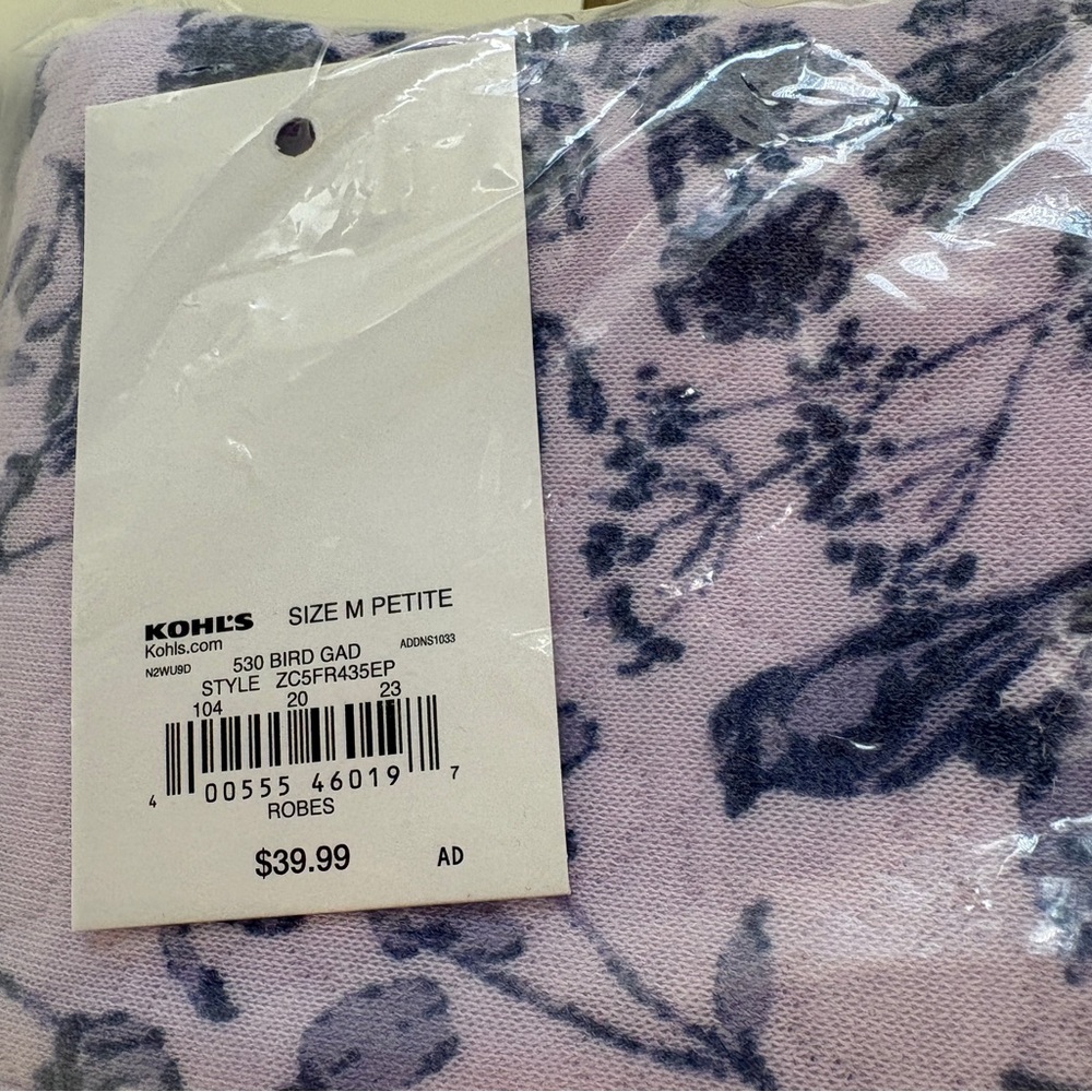 Floral Quilted Lavender Zip Front Bathrobe PM - Picture 6 of 6